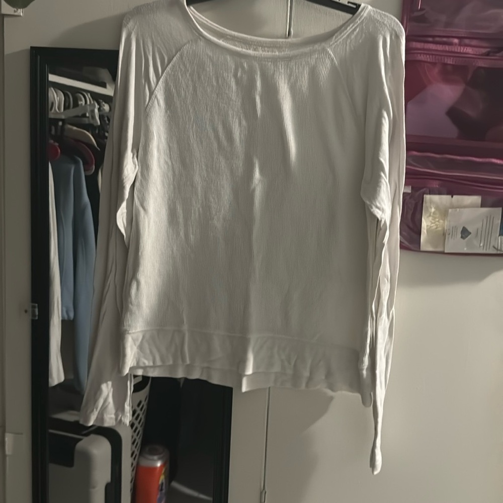 Waffle knit form fitting white thermal